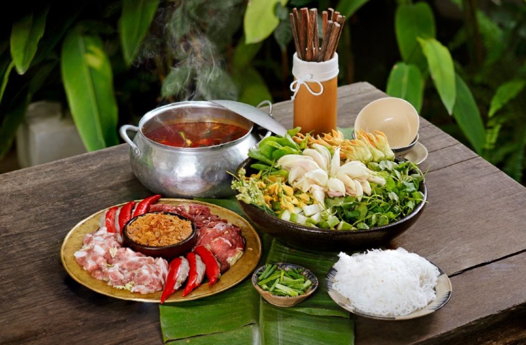 Thưởng thức món ngon tại Ầu Ơ Vietnam Kitchen
