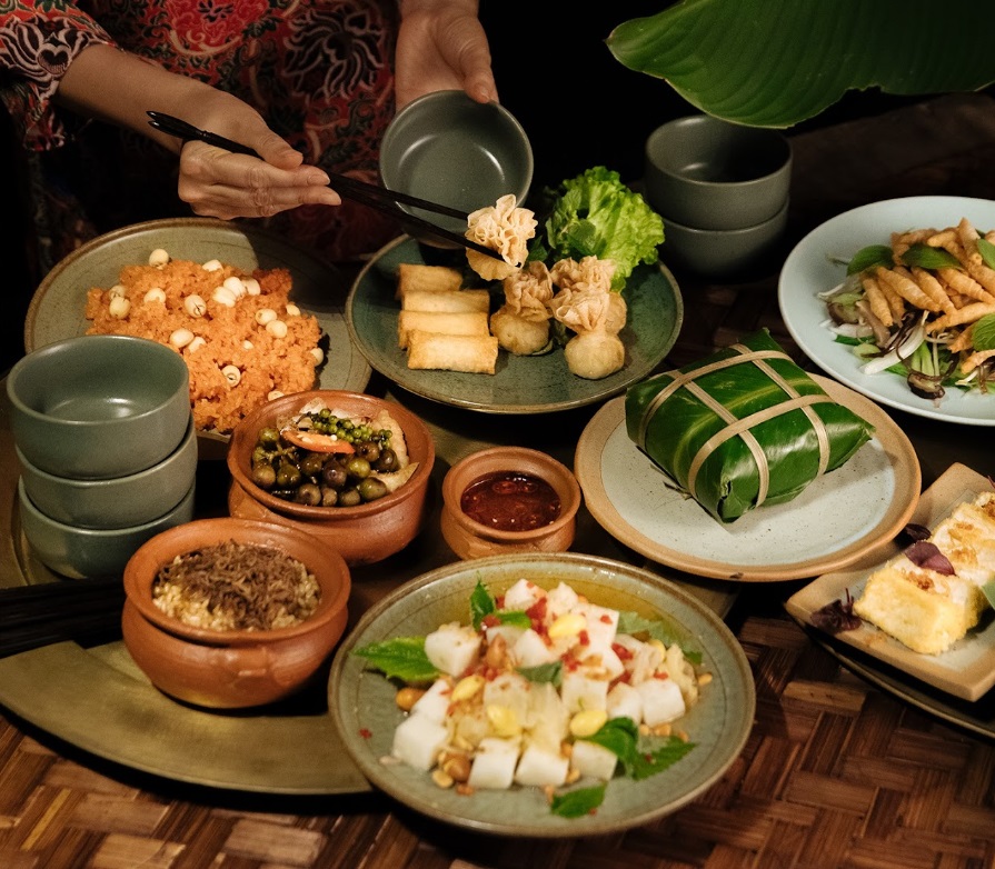 Bữa cơm rằm truyền thống mang đậm hương vị Việt