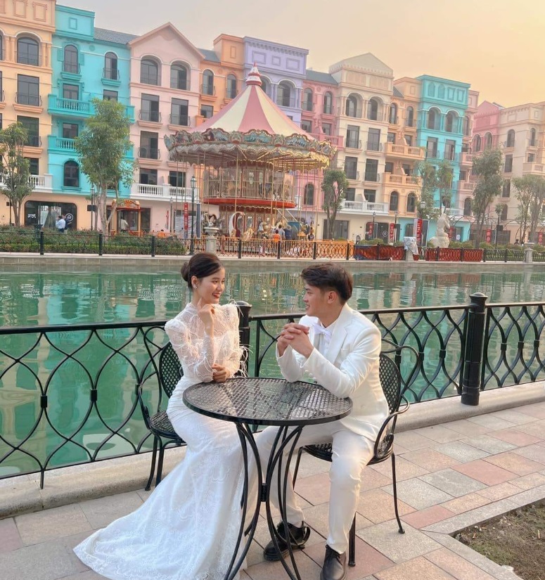 Hẹn hò lãng mạn trên sông Venice tại Grand World