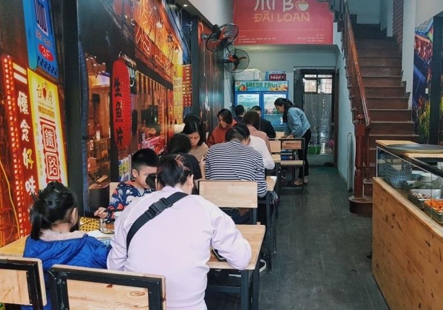 Mì Bò Đài Loan Hoàng Cầu - một trong những quán mì Đài ngon nhất Hà Nội