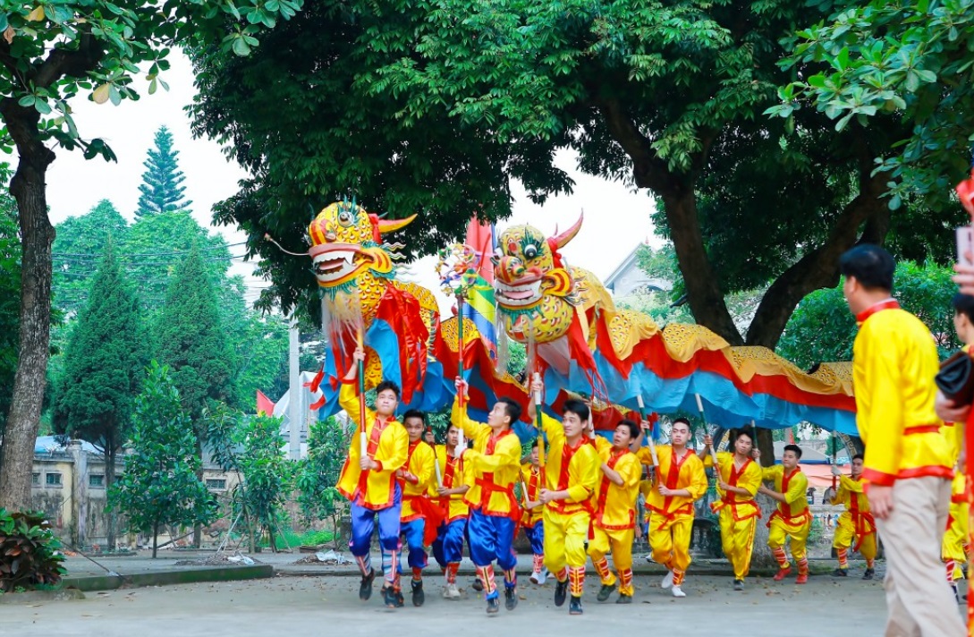 Lễ hội đền Chử Đồng Tử Tiên Dung 