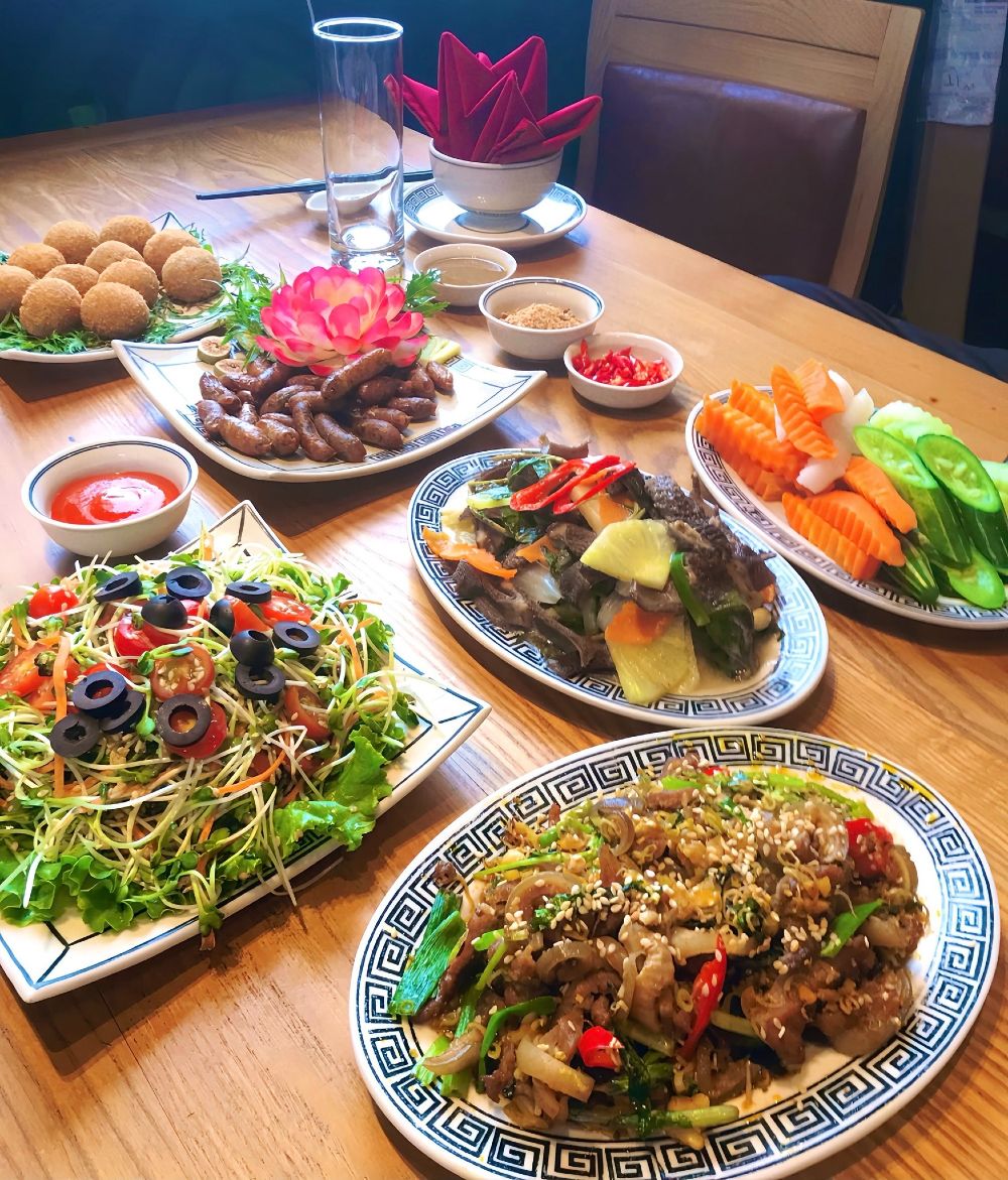 Các món ăn tại Song Dương được chế biến cẩn thận 